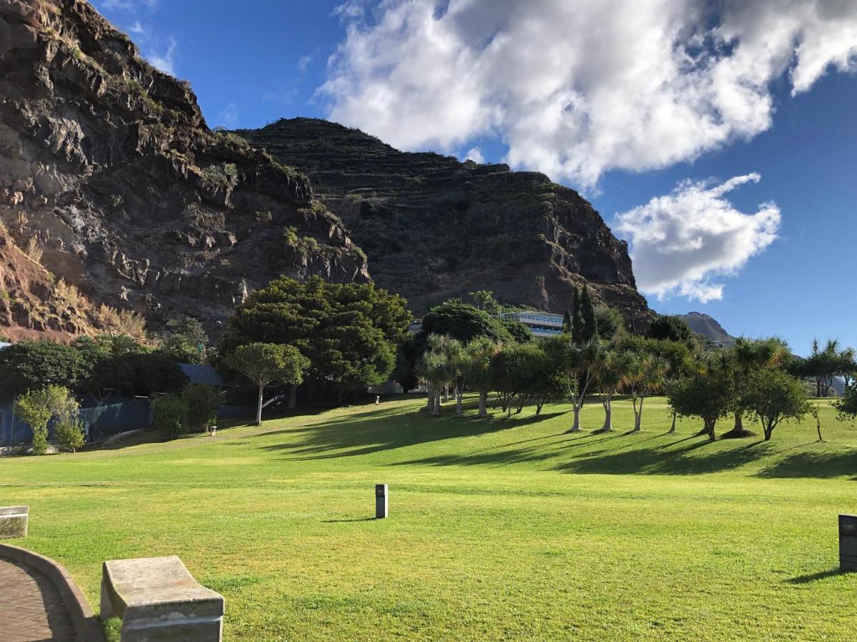 Calheta Ocean View Family Apartment - Air Condition Estreito Da Calheta Kültér fotó