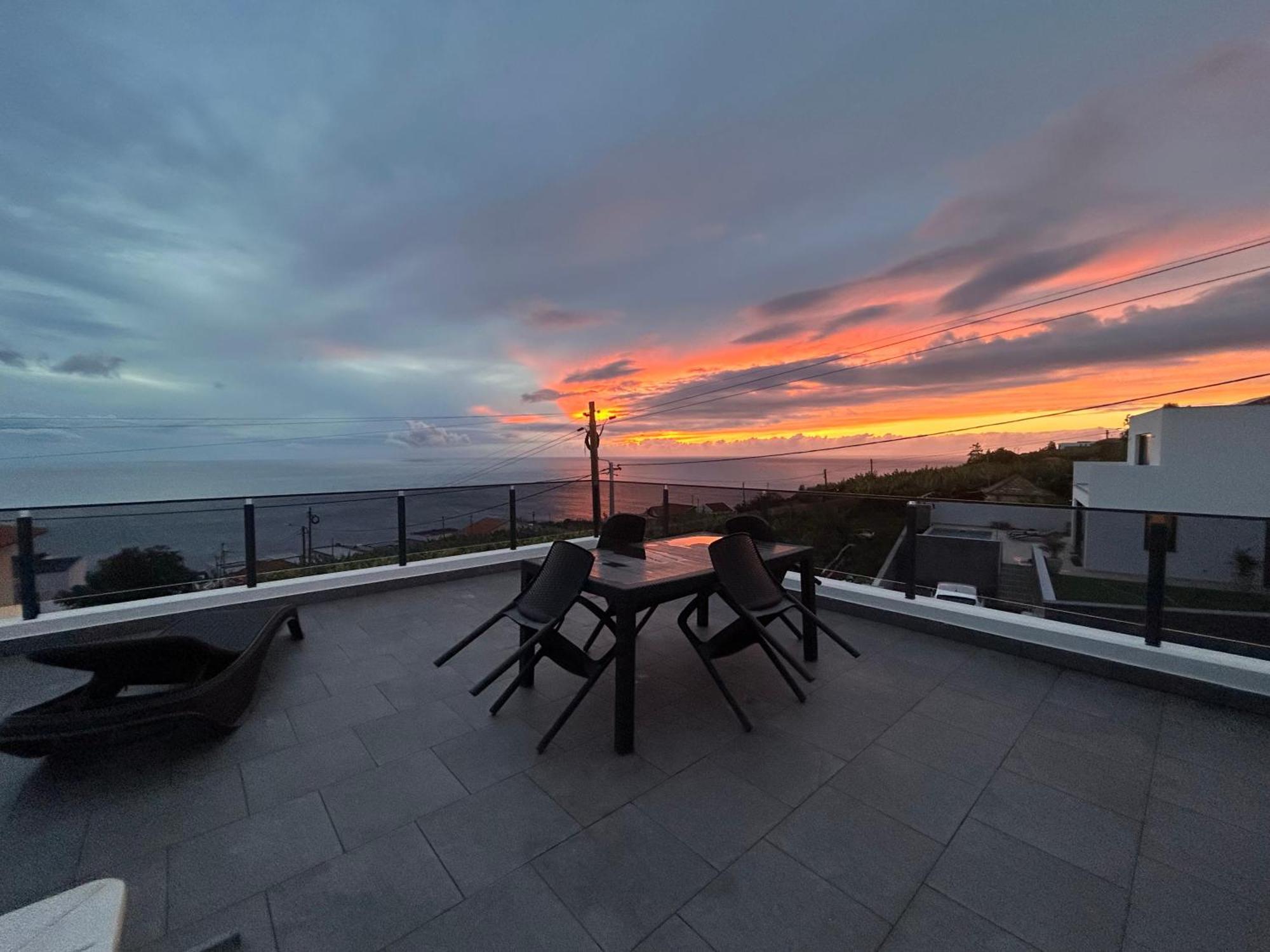 Calheta Ocean View Family Apartment - Air Condition Estreito Da Calheta Kültér fotó